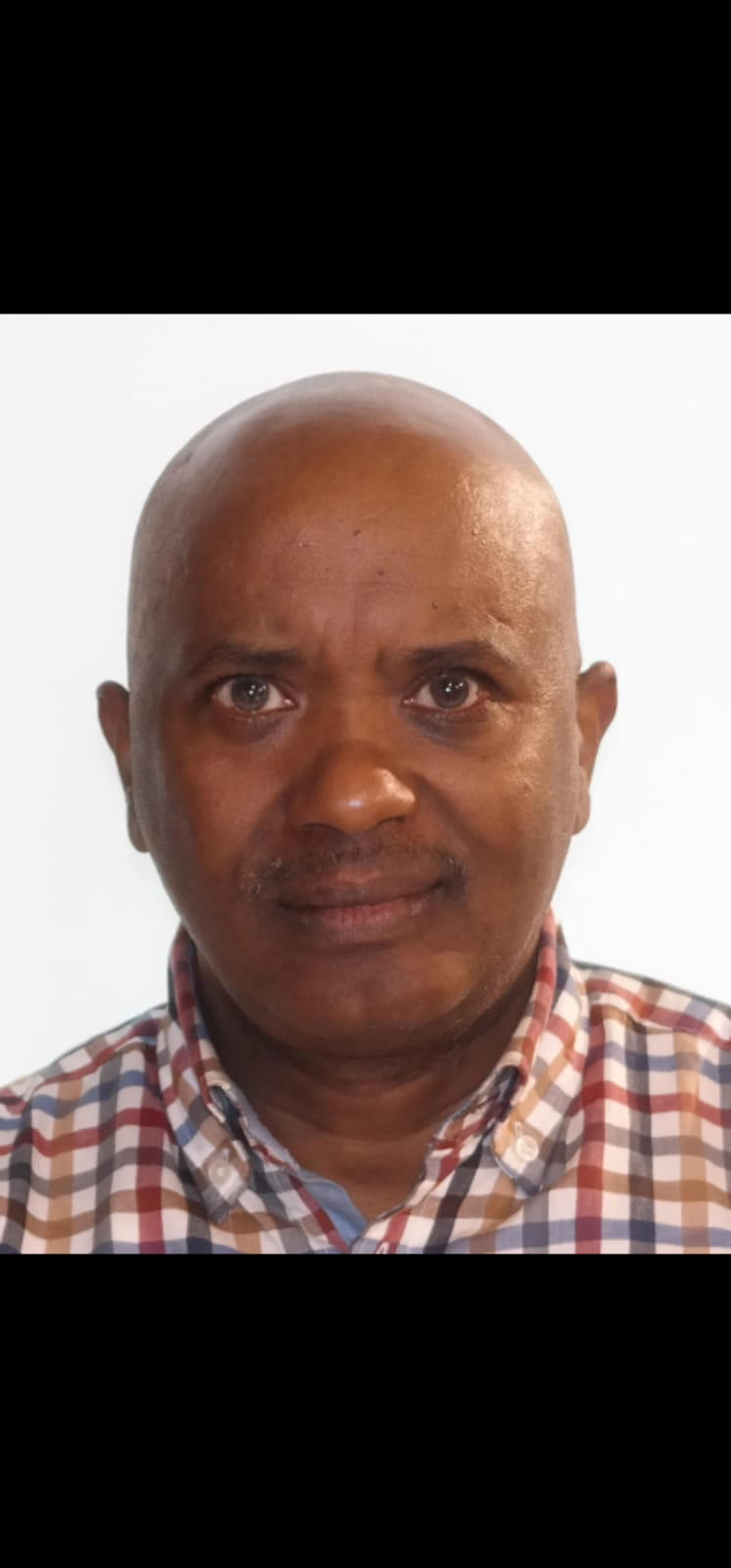 Tesfaalem Ghirmay - Operativ leder hos RJ Renholdspartner, erfaren renholder med over 20 års erfaring i Oslo